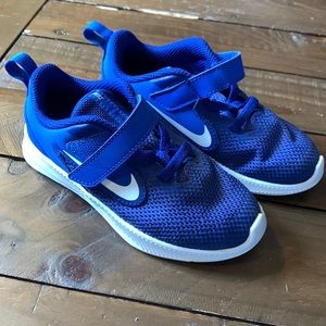 Nike Toddler Blue Sneakers 9C